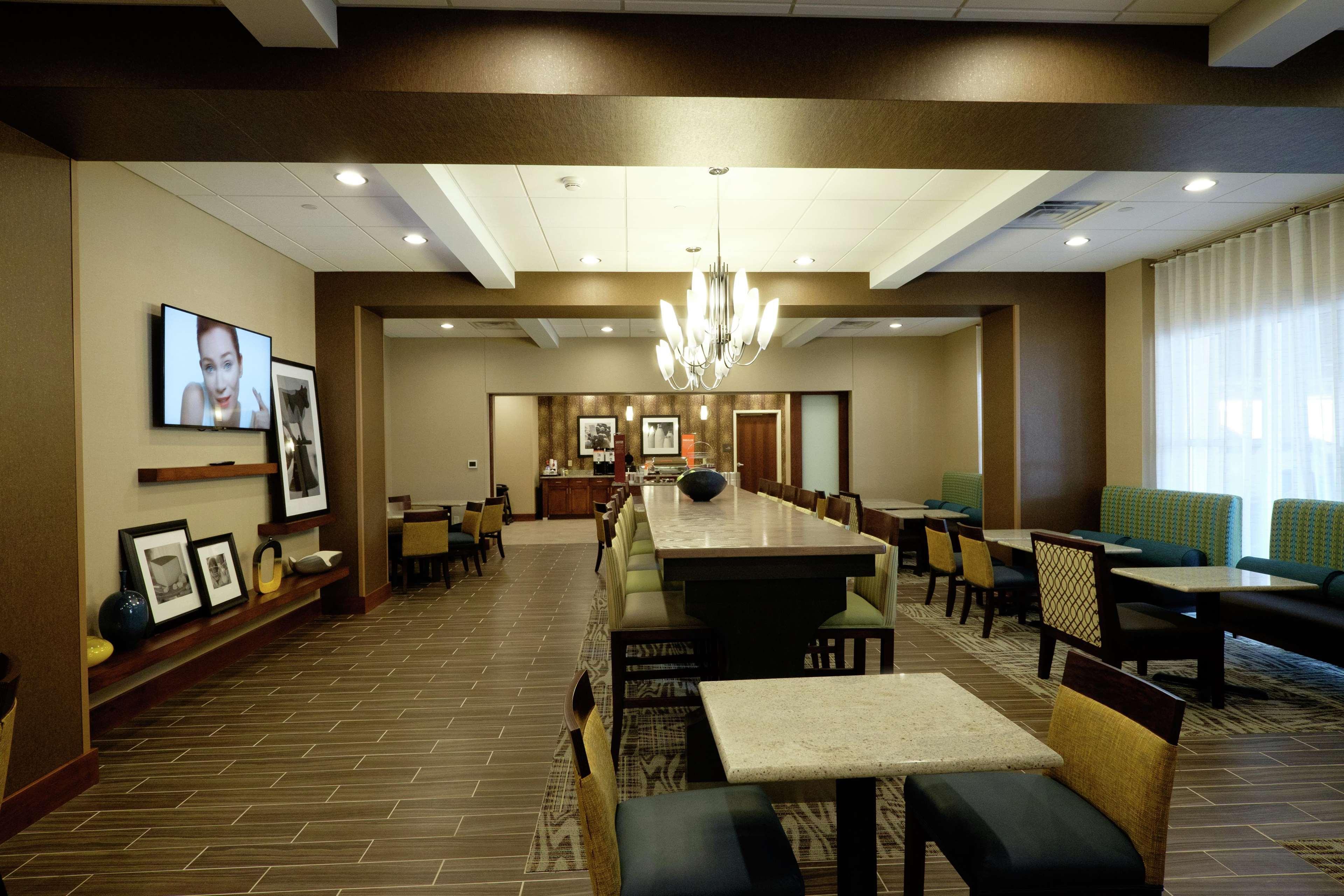 Hampton Inn Green Bay Downtown Exterior foto
