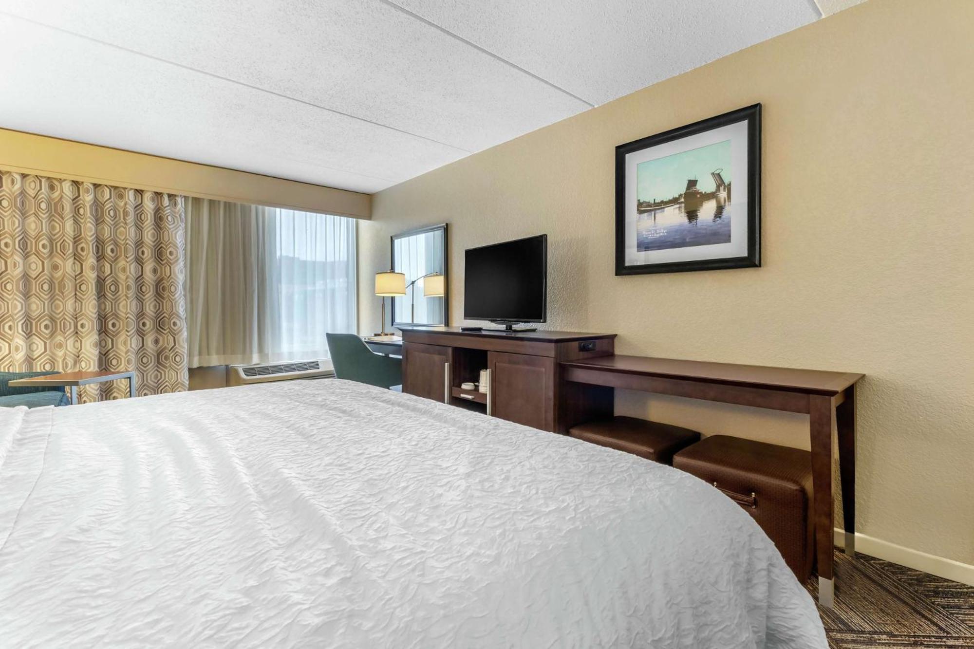 Hampton Inn Green Bay Downtown Exterior foto