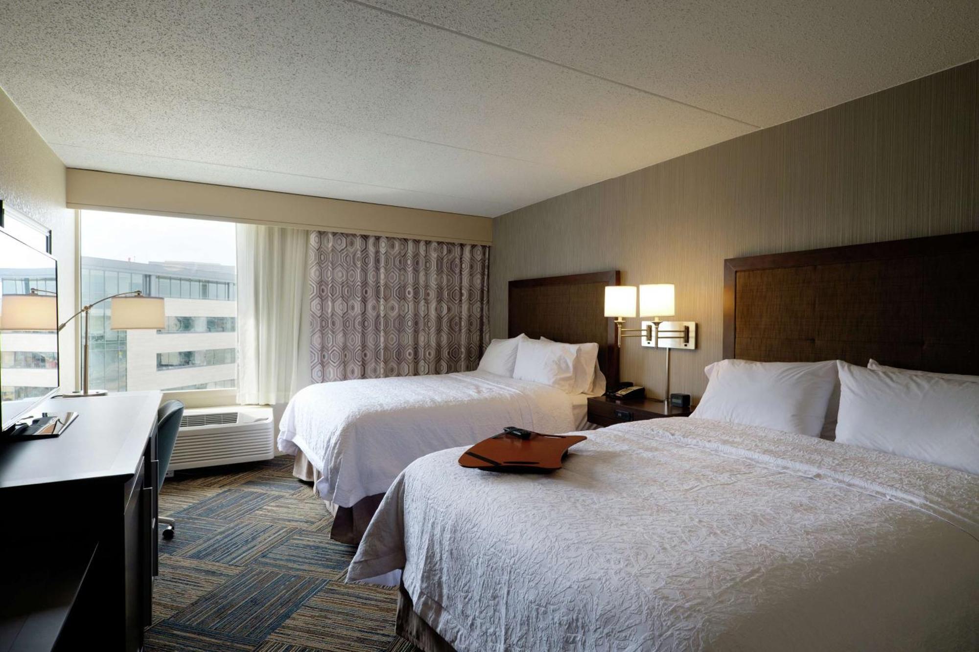 Hampton Inn Green Bay Downtown Exterior foto